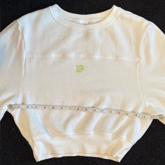 PINK Victoria's Secret White Cropped Sweatshirt - Picture 4 of 7